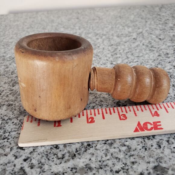 Spiral Screw‎ Wooden Nutcracker Floral Carved. Made In Switzerland - Picture 11 of 11